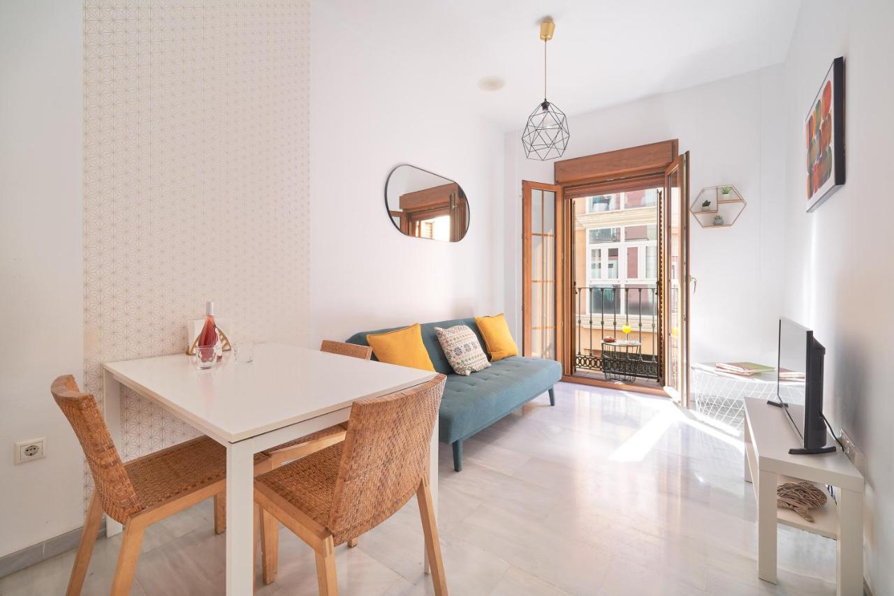 Apartamento En El Centro, Tranquilo Y Luminoso Málaga Eksteriør bilde